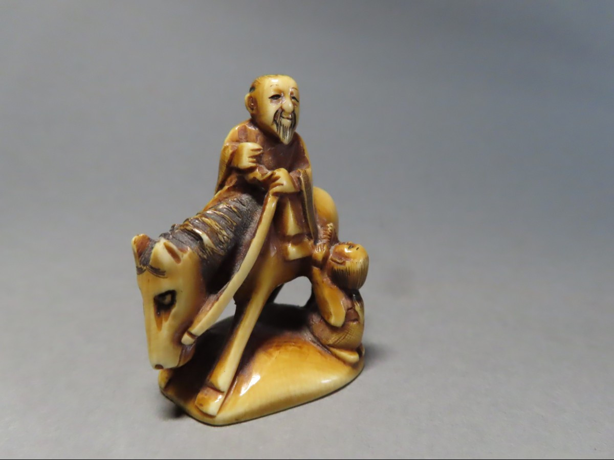 Netsuke en ivoire. La légende de Choryo et Kosekiko.  Signé Masayuki, Japon époque Meiji -photo-1
