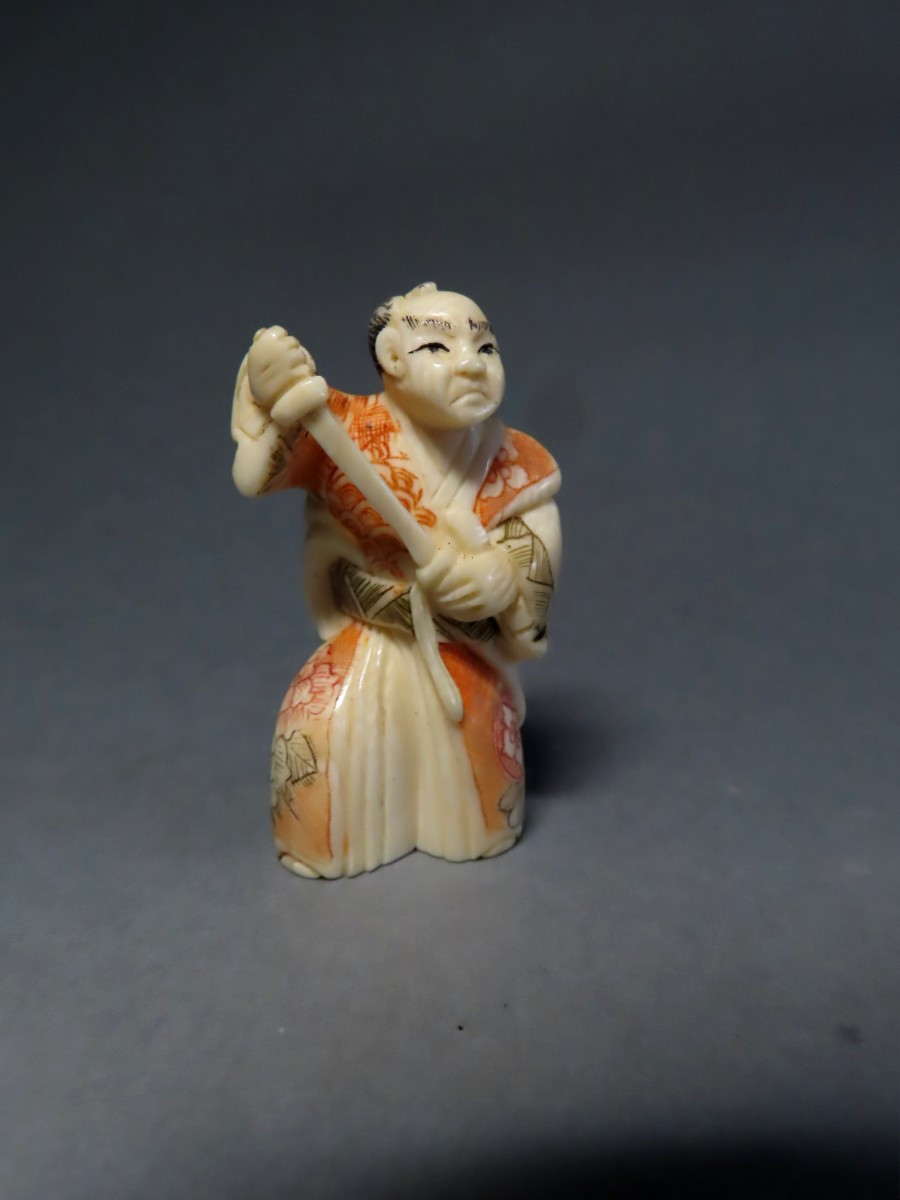 Ivory Netsuke. Warlike Samurai. Japan, Taisho Period (1912-1928)