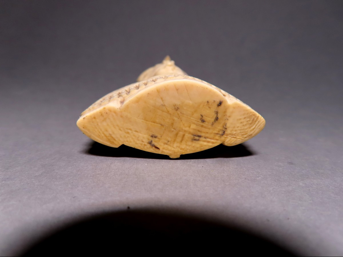 Deux tabatières en ivoire.  L'empereur et l'impératrice. Chine 1920-30.-photo-2