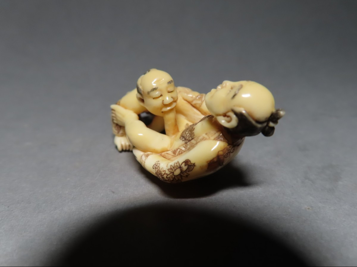 Erotic Netsuke In Marine Ivory. Curiosa. Japan, Taisho Period (1912-1928).-photo-2