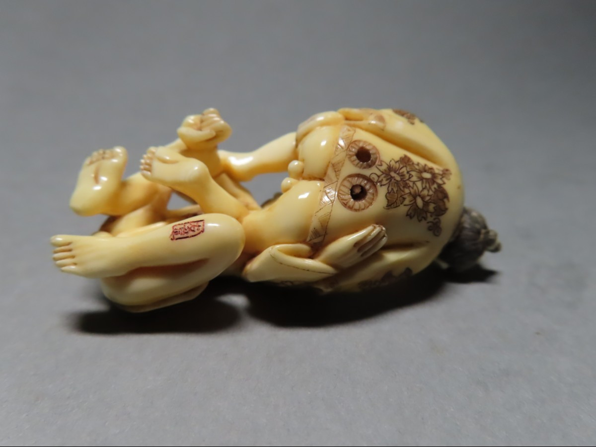 Erotic Netsuke In Marine Ivory. Curiosa. Japan, Taisho Period (1912-1928).-photo-2