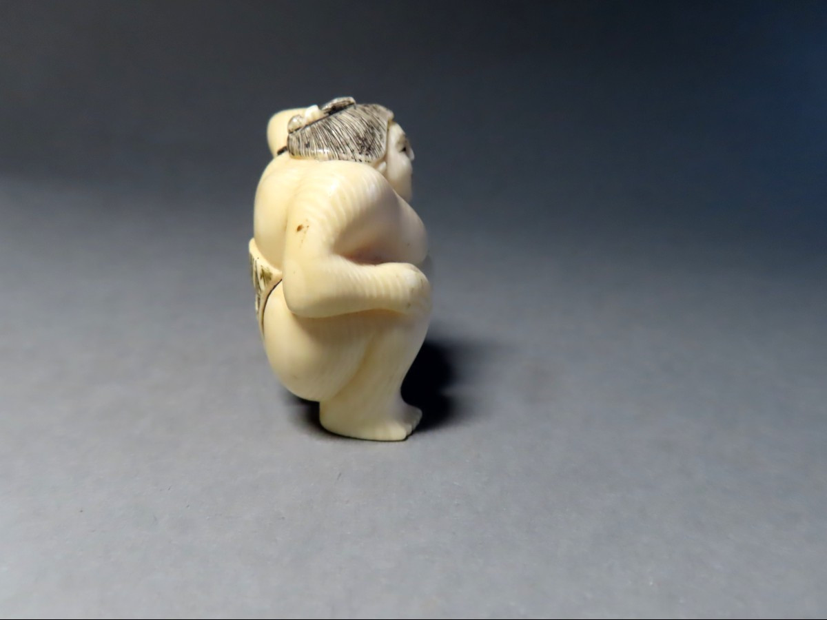 Netsuke Made Of Marine Ivory. Sumo. Japan, Taisho Period (1912-1928)-photo-3
