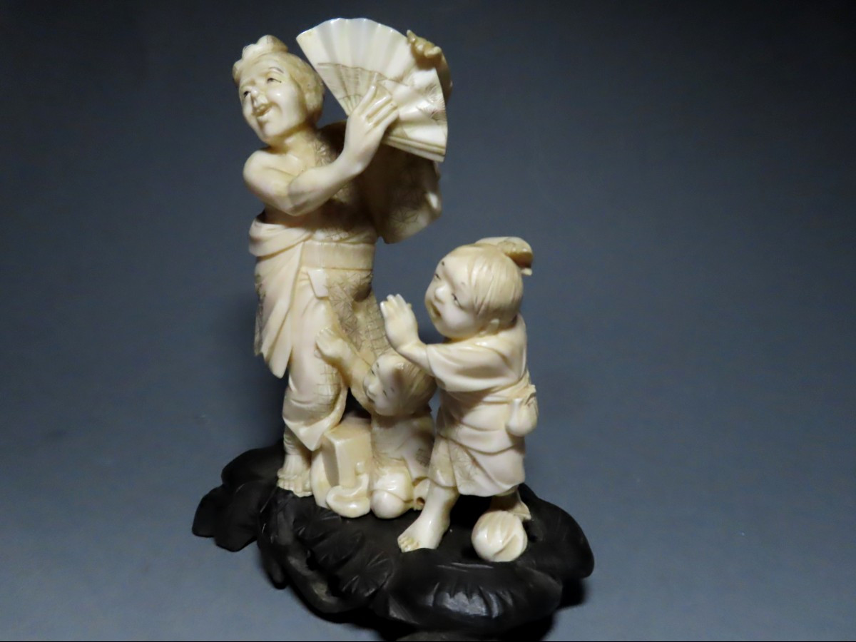 Okimono In Marine Ivory. Sambaso Dancers. Meiji Period, Japan (1868-1912)-photo-2