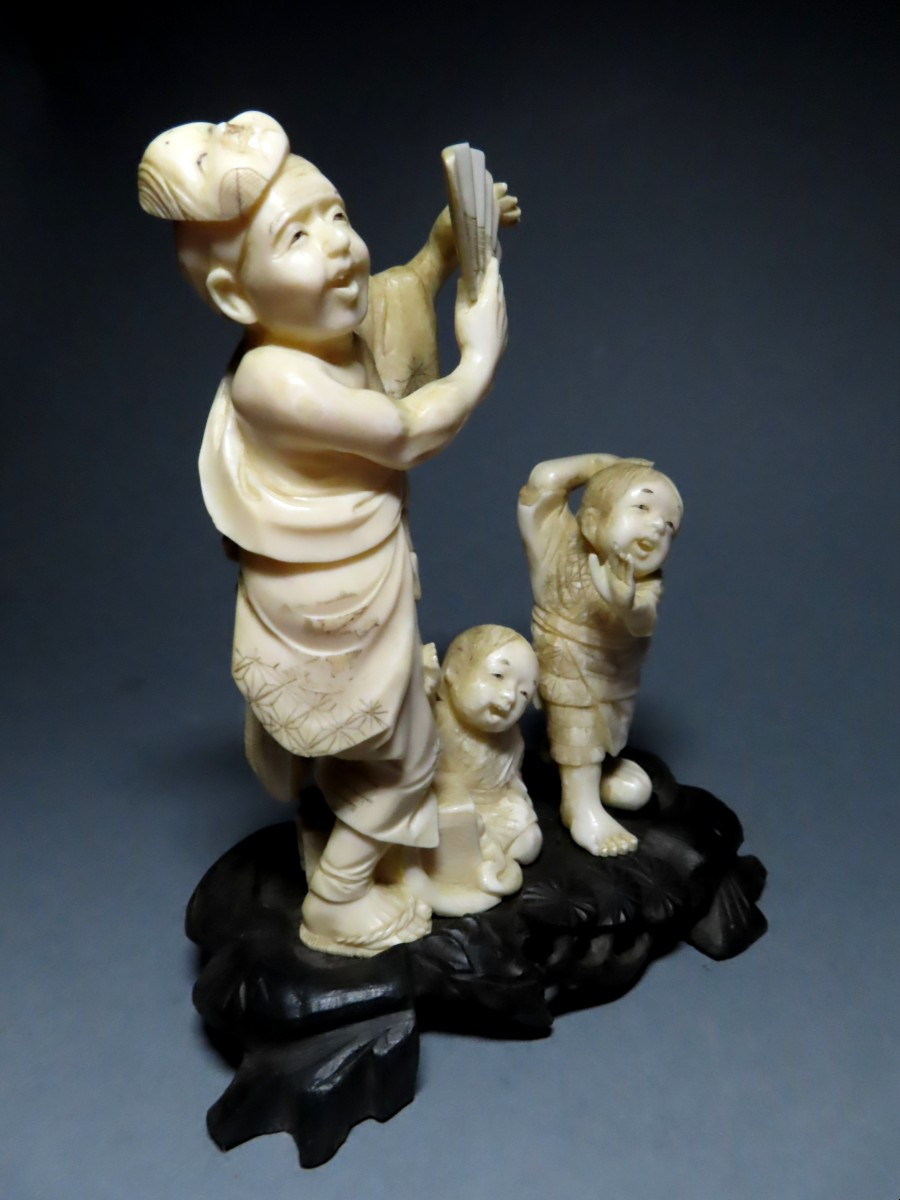 Okimono In Marine Ivory. Sambaso Dancers. Meiji Period, Japan (1868-1912)-photo-3