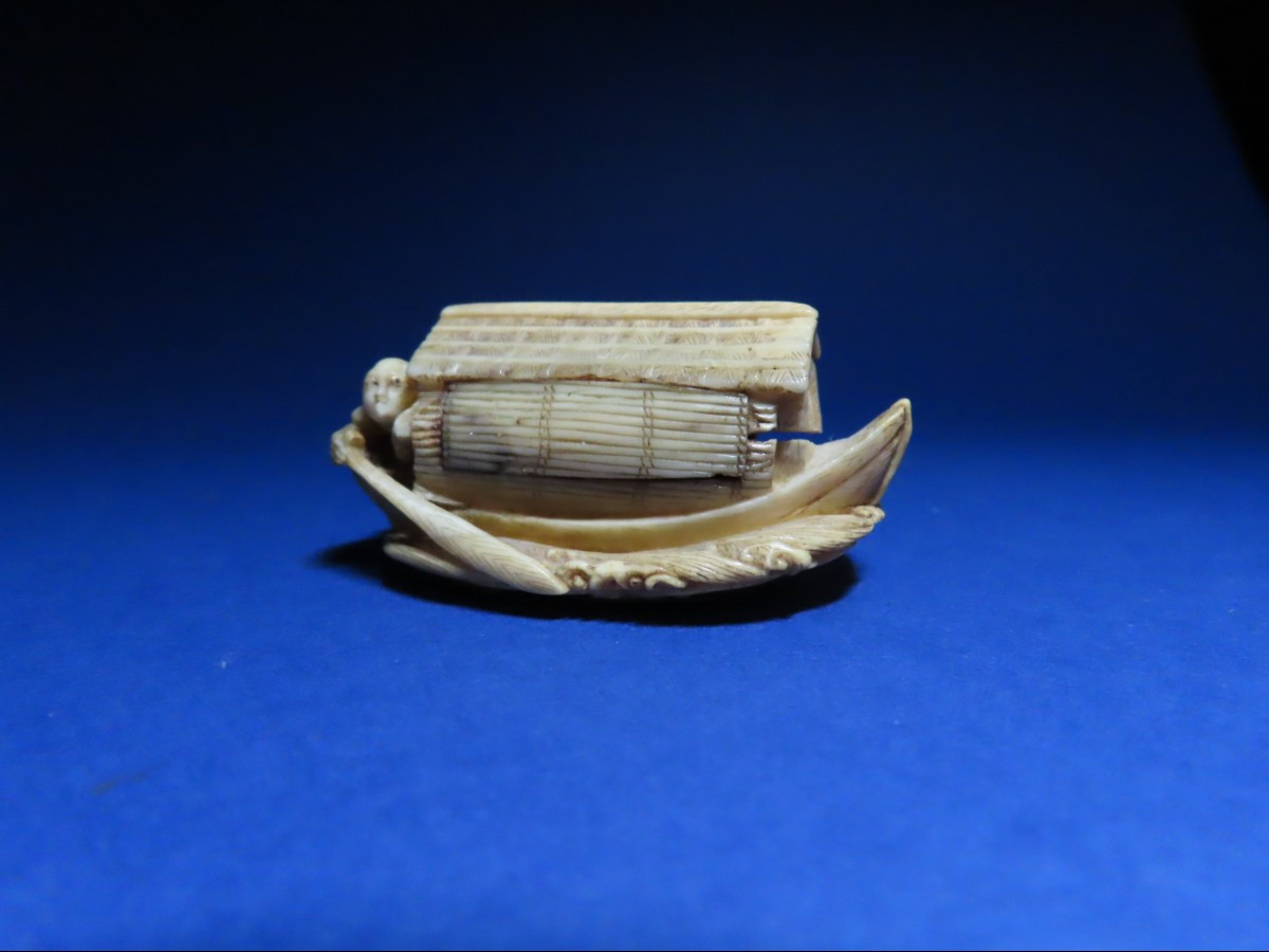 Ivory Netsuke. Sleeping Boat. Signed Masaharu, Tokyo School, Meiji Period, Japan (1868-1912)-photo-4