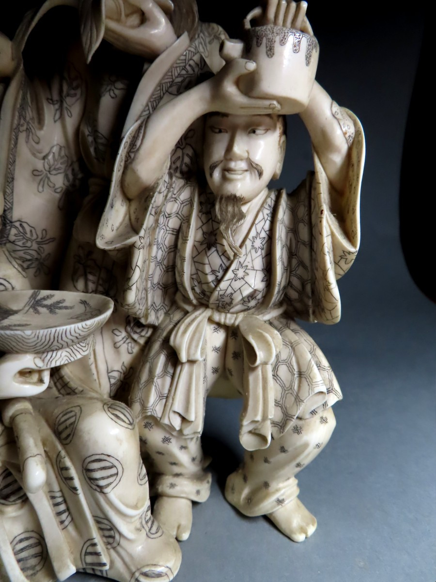 Okimono en ivoire. Offrandes. Signé Eimin , Japon époque Meiji (1868-1912 )-photo-5