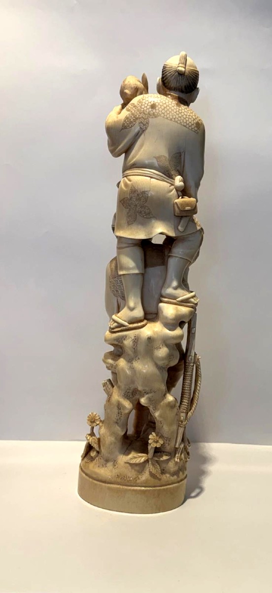 Ivory Okimono. The Winegrower And The Woodcutter. Japan, Meiji Period (1868-1912)-photo-3