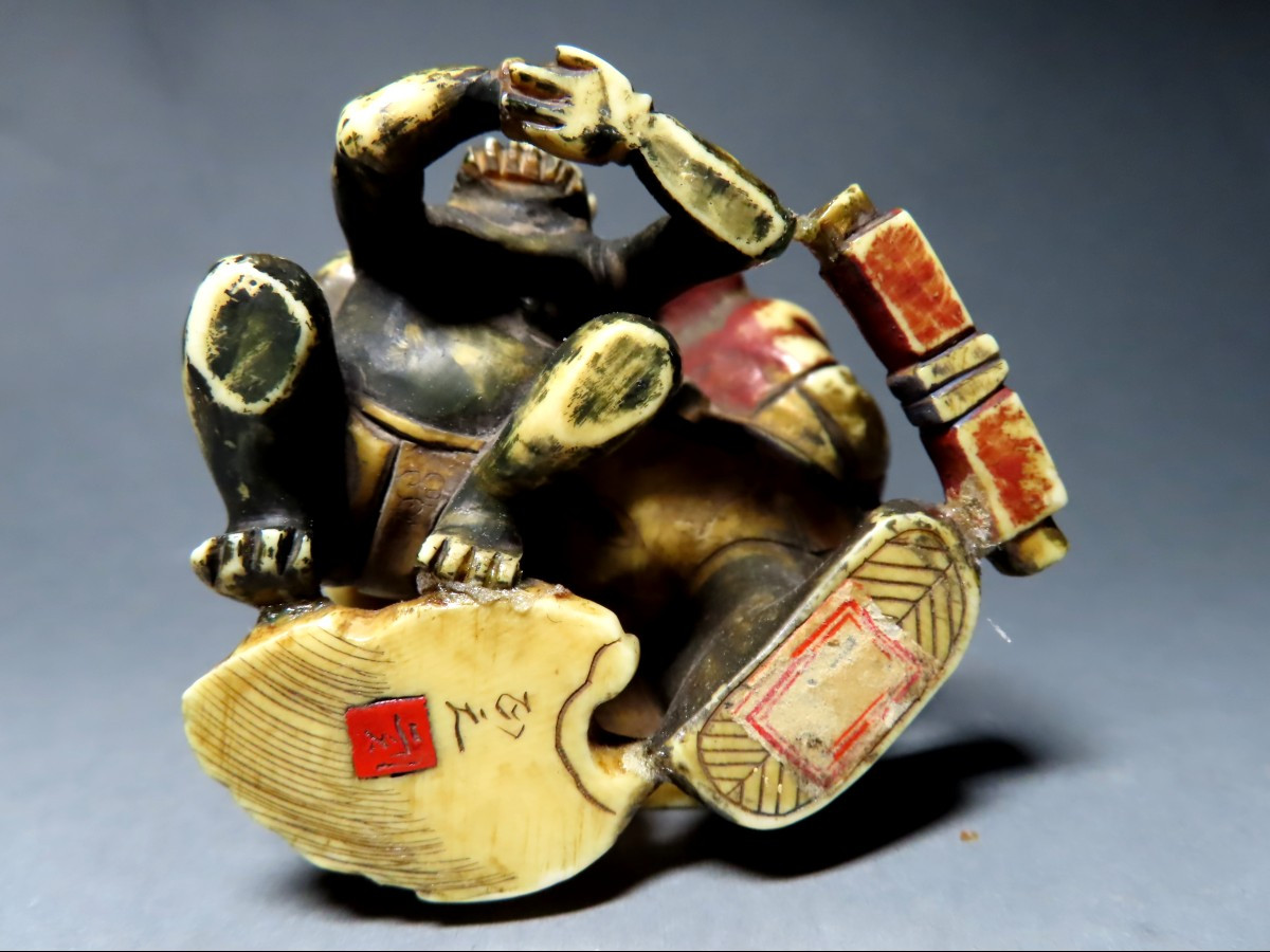 Ivory Okimono. Shoki Slaying The Oni. Japan, Meiji Period (1868-1912)-photo-5