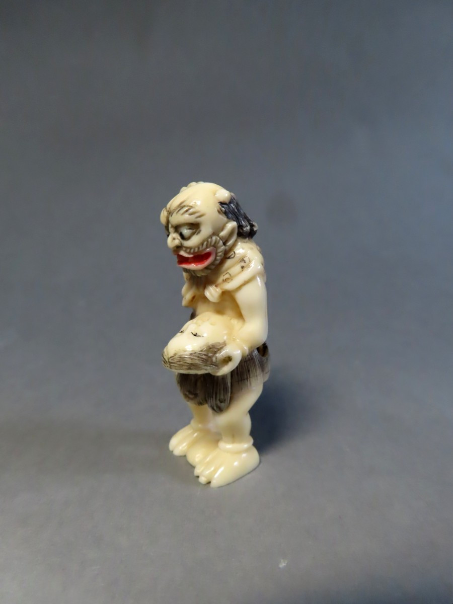 Ivory Netsuke. Doubting Oni. Japan, Meiji Period (1868-1912)-photo-2