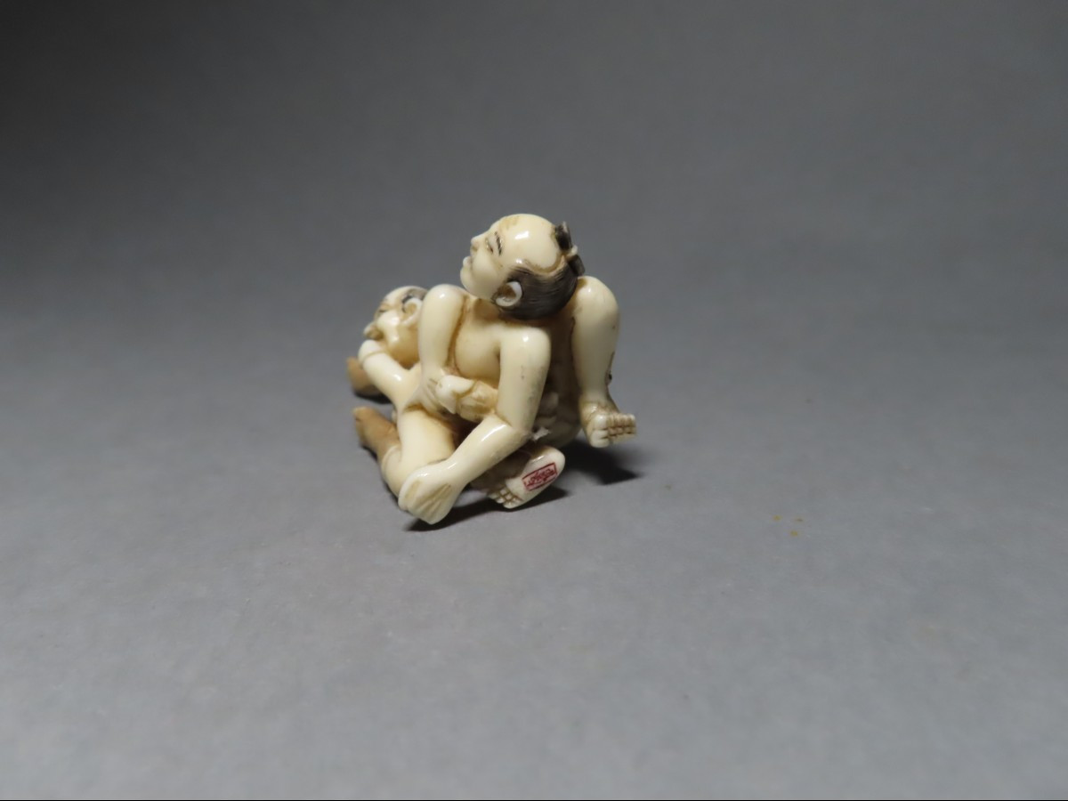 Erotic Ivory Netsuke. Curiosa. Japan, Taisho Period (1912-1928).-photo-2