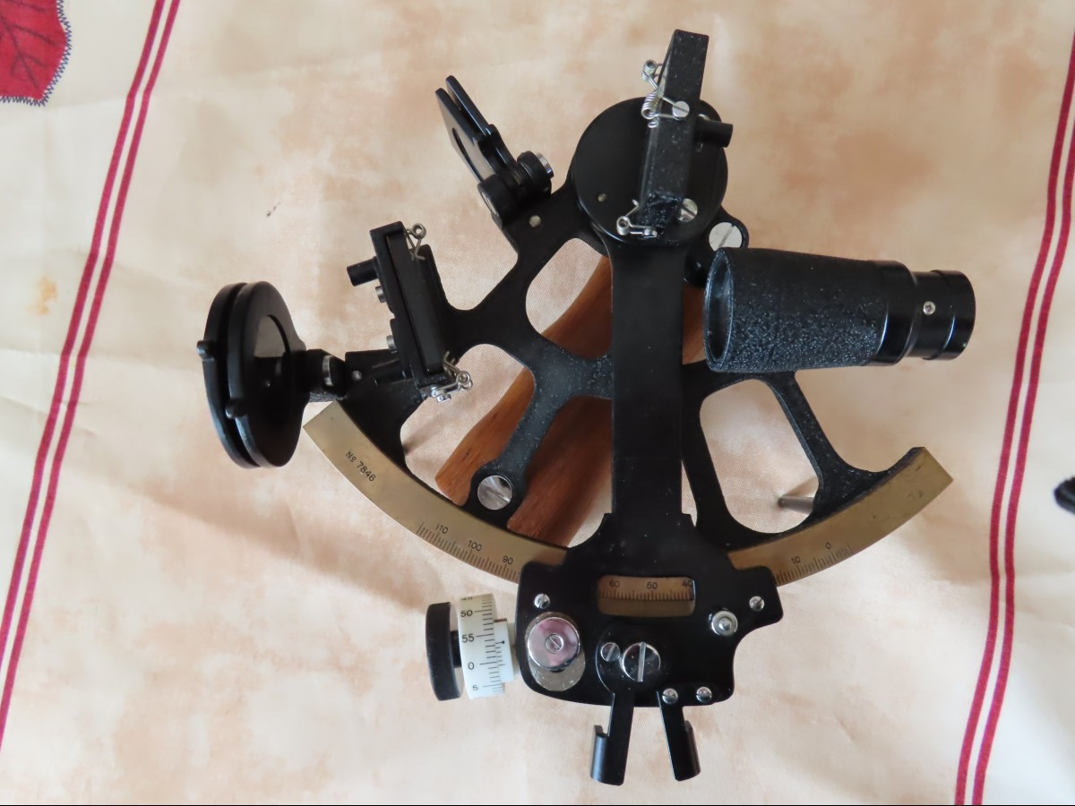 Sextant contemporain dans sa boîte d'origine.-photo-2