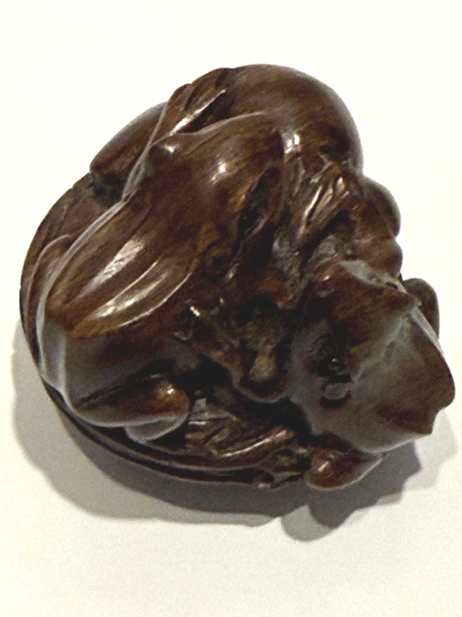 Netsuke In Zitan Or Teak Wood. Japan Meiji Period (1868-1912 )-photo-1