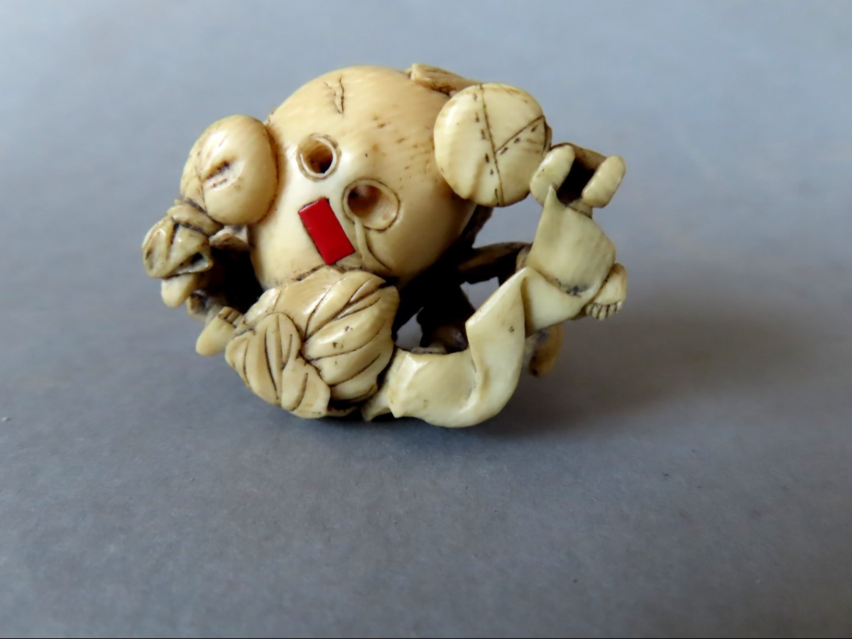 Ivory Netsuke. Little Men In Khaki. Japan Meiji Period (1868-1912 )-photo-4