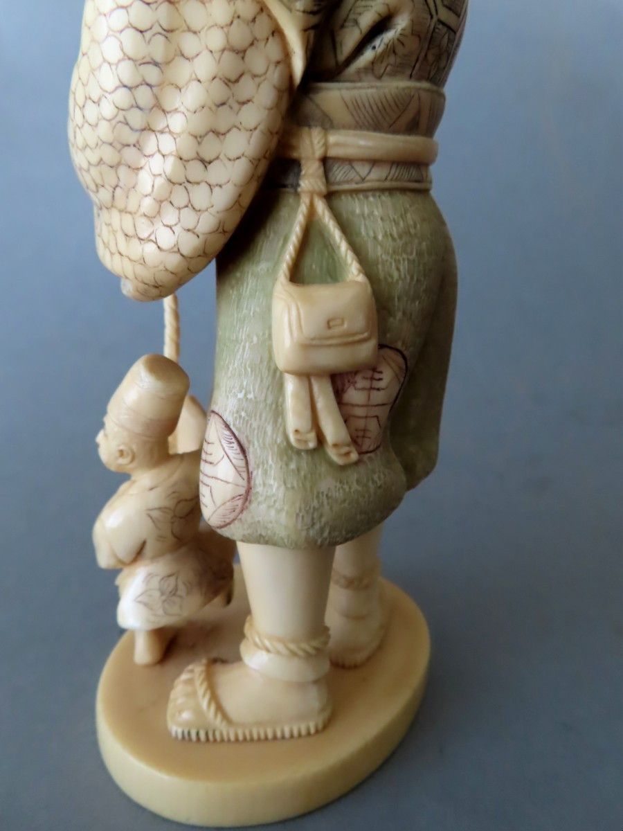 Ivory Okimono. Samurawashi And His Monkey. Japan Taisho Period (1912-1928 )-photo-7