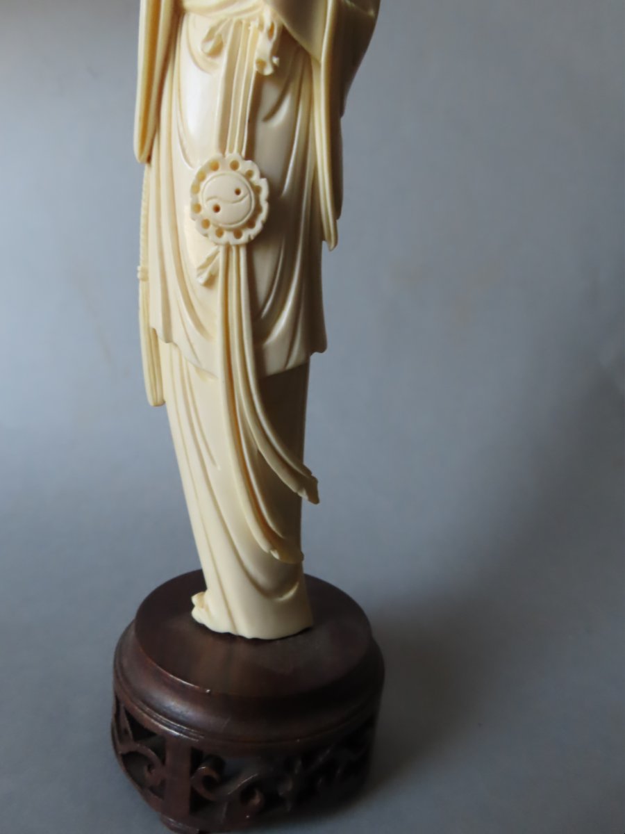 Ivory Okimono. Elegant. China, 1930s–1940s-photo-2