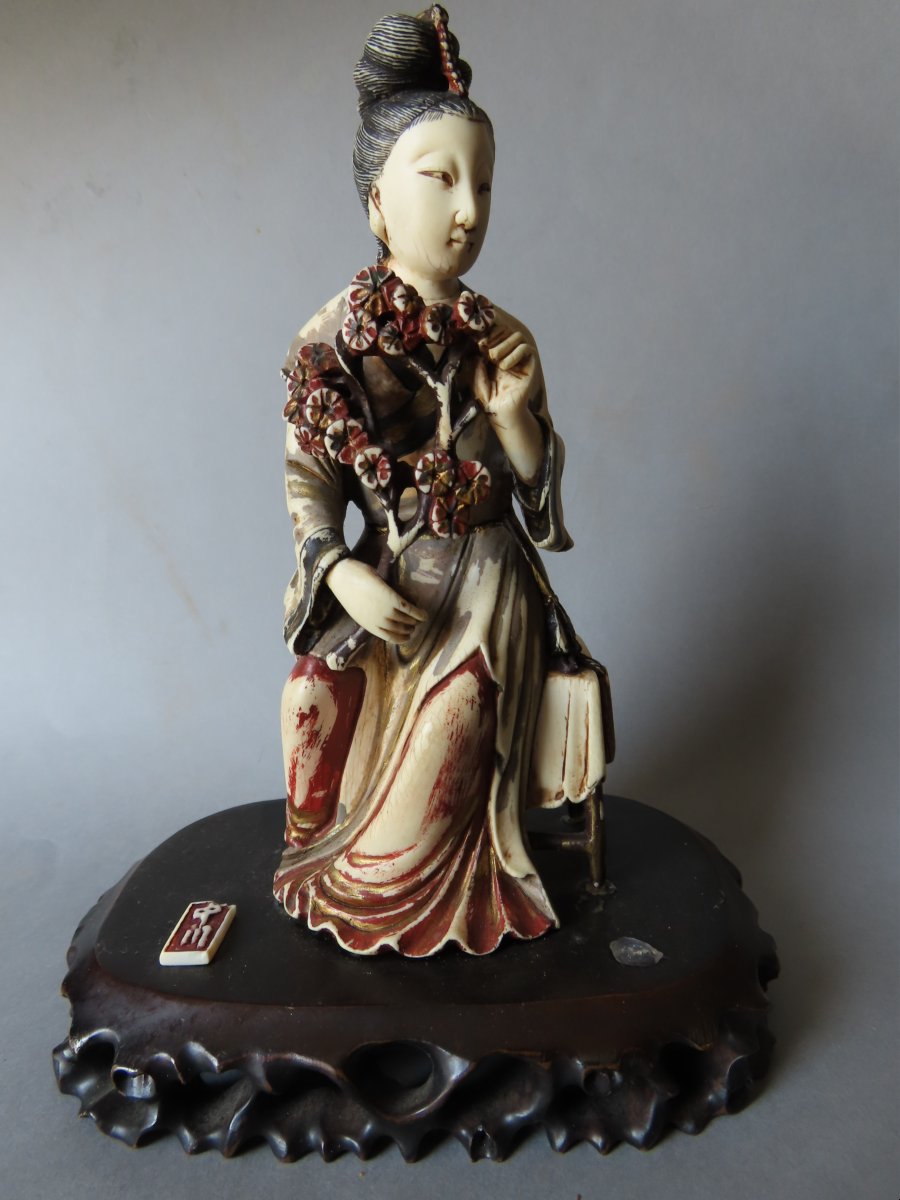 Ivory Okimono. Princess With Flowers. China, 1920–30.-photo-1