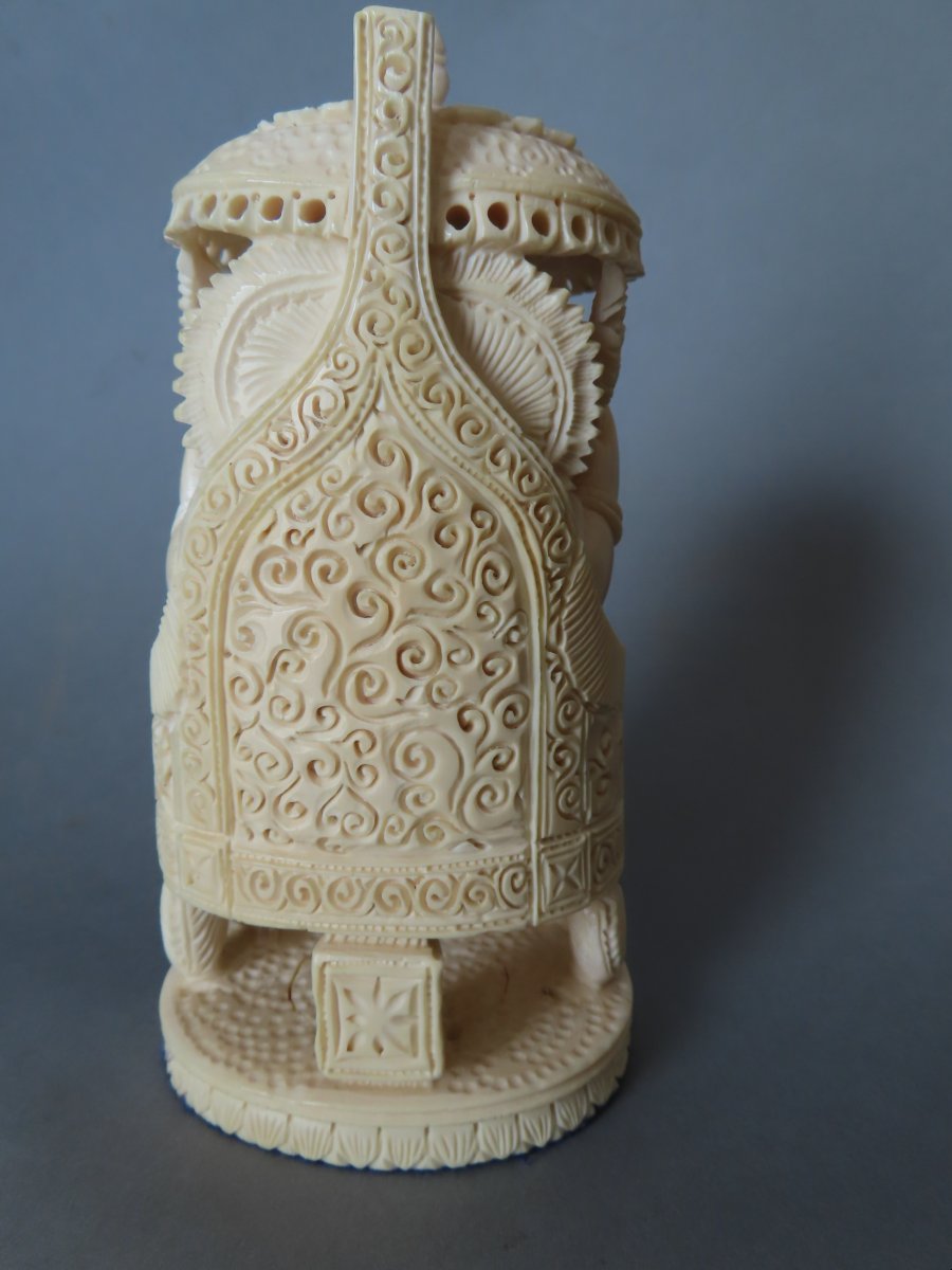 Statuette en ivoire. Le Dieu Ganesh sur son trône. Inde 1920-30.-photo-4