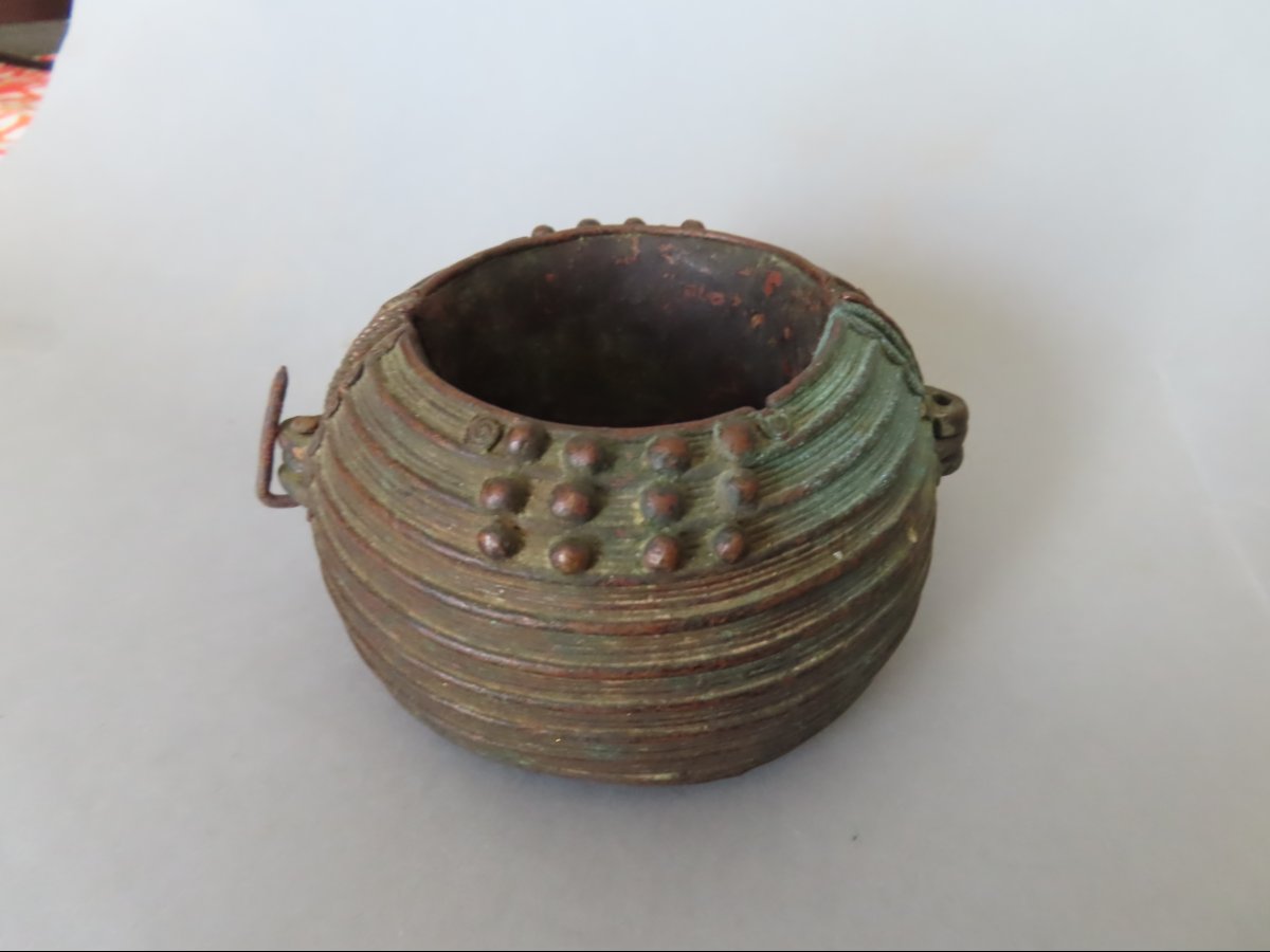 Bracelet d'esclave en bronze. Afrique.-photo-2