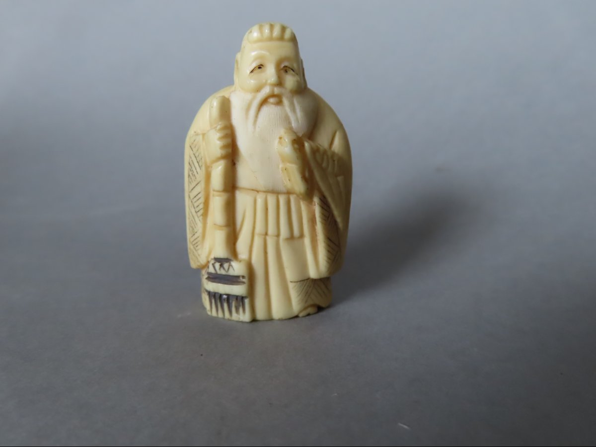 Ivory Netsuke. The Pair Of Street Sweepers. Japan, Taisho Period (1912–1928)-photo-2