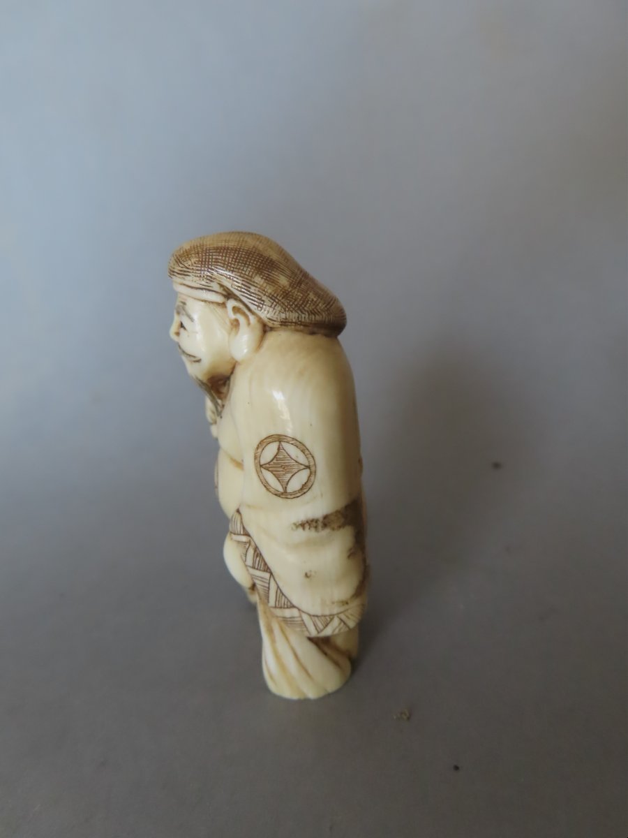Ivory Netsuke. Daikoku, His Mallet, And His Bag Of Treasures. Japan, Taisho Period (1912–1928)-photo-2