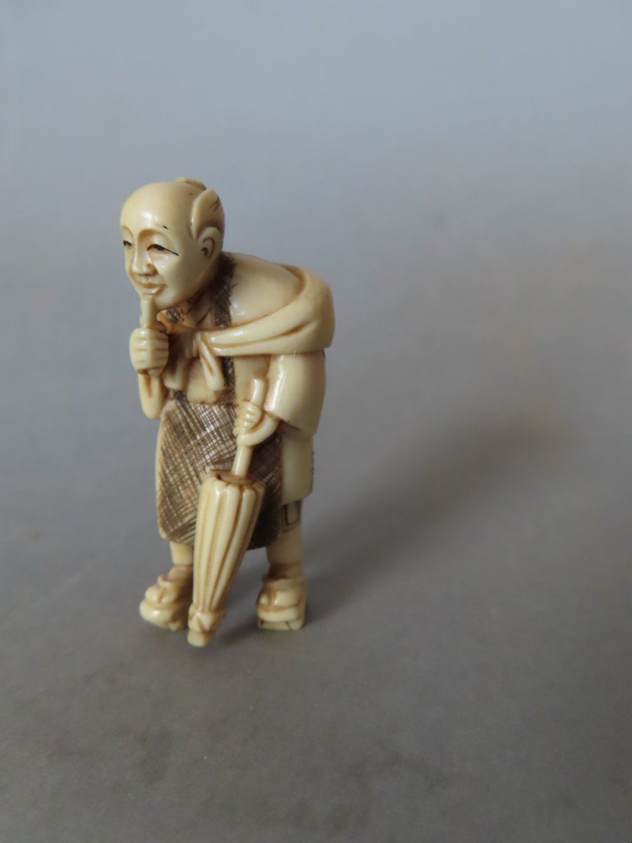 Ivory Netsuke. The Kiseru Smoker. Meiji Period, Japan (1868–1912)