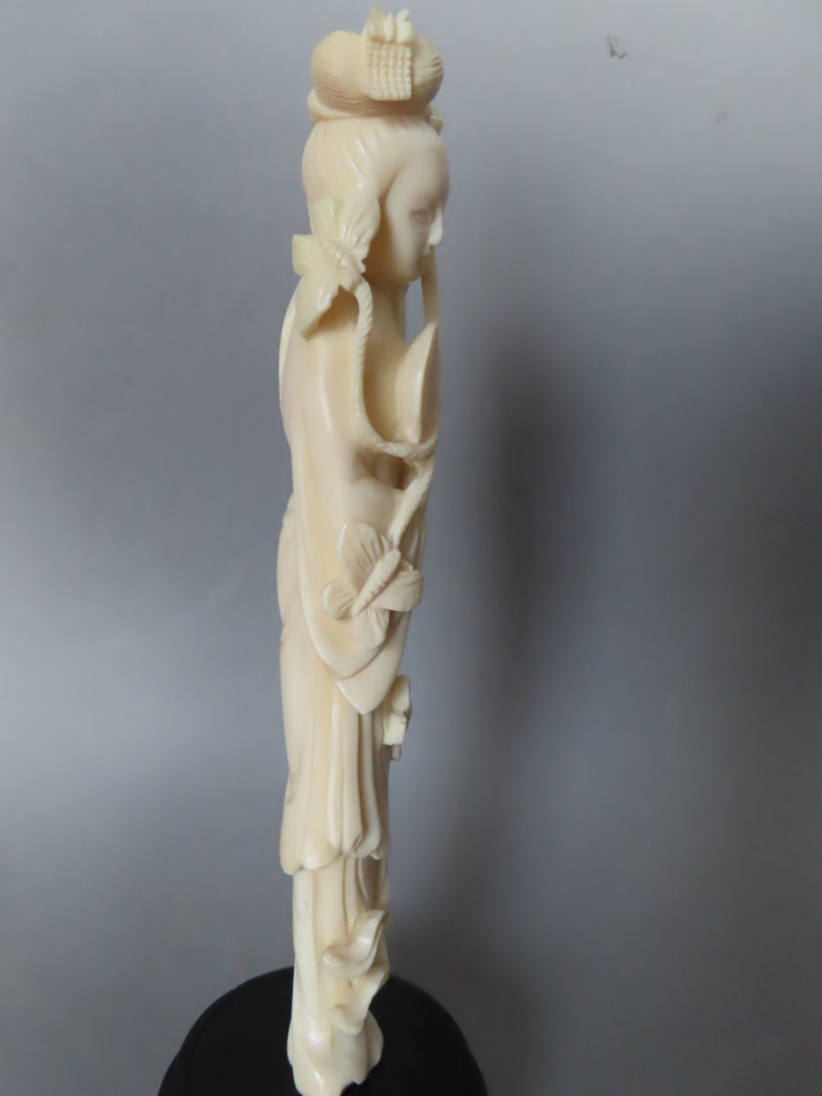 Ivory Okimono. Guanyin With Butterflies. China, 1930–40-photo-4
