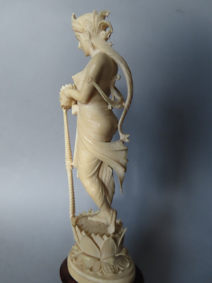 Indian Deity. India, 1920–30.-photo-3