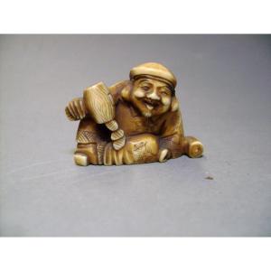 Okimonoen Ivory. Daikoku Laughs. Meiji Period Japan.