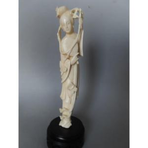 Ivory Okimono. Guanyin With Butterflies. China, 1930–40