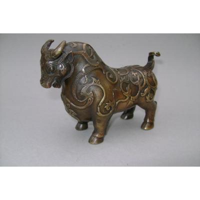 Bronze Okimono. Stylized Bull. 19th Century China