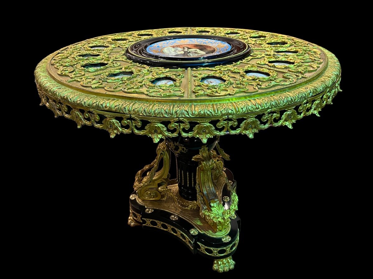 Royal Salon Table In Porcelain And Bronze Sèvres Style