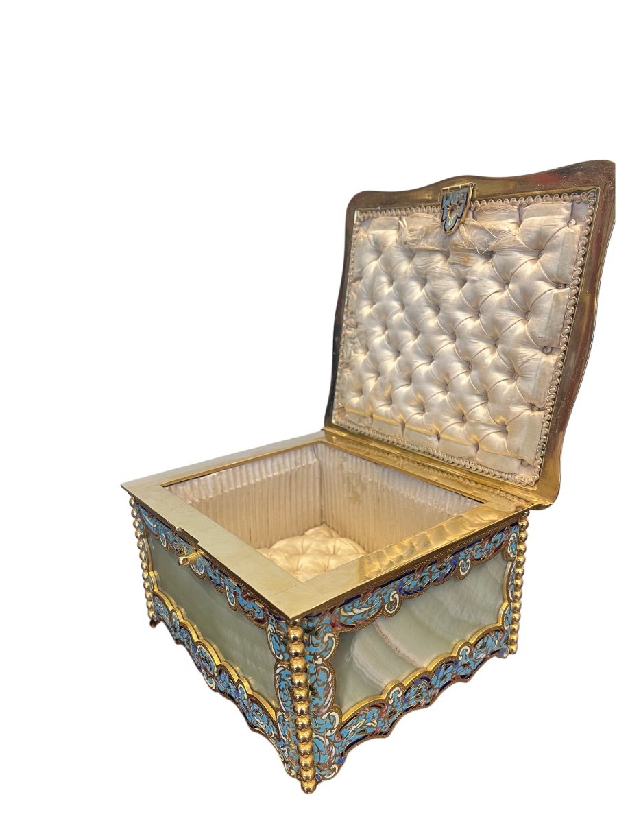 Coffret à Bijoux En Bronze Doré Et Porcelaine De Sèvres-photo-3