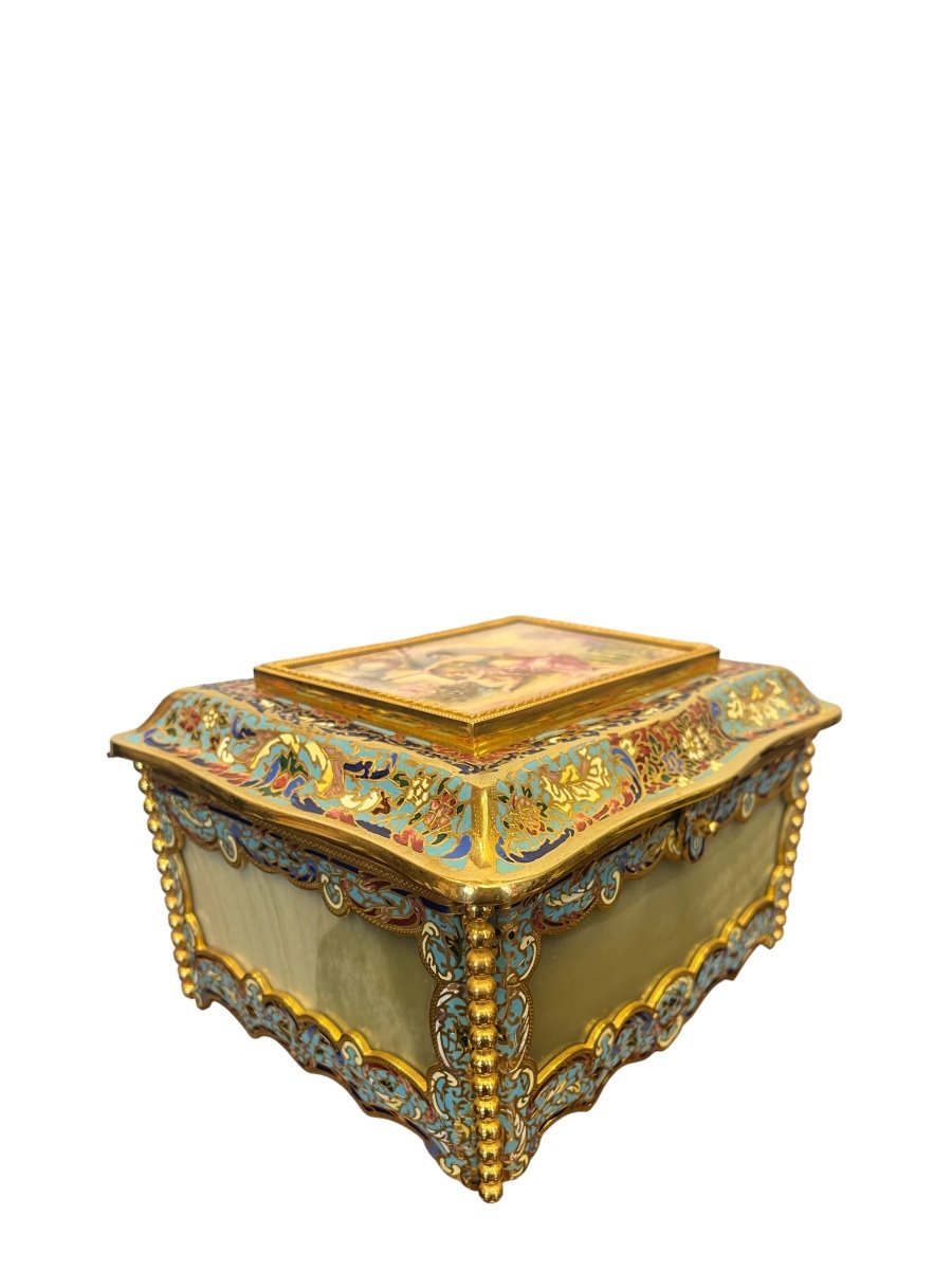 Coffret à Bijoux En Bronze Doré Et Porcelaine De Sèvres-photo-4