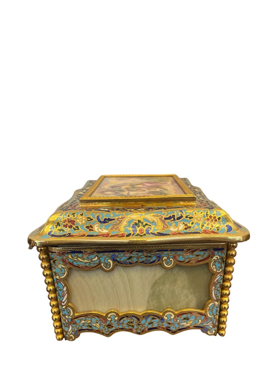 Coffret à Bijoux En Bronze Doré Et Porcelaine De Sèvres-photo-1