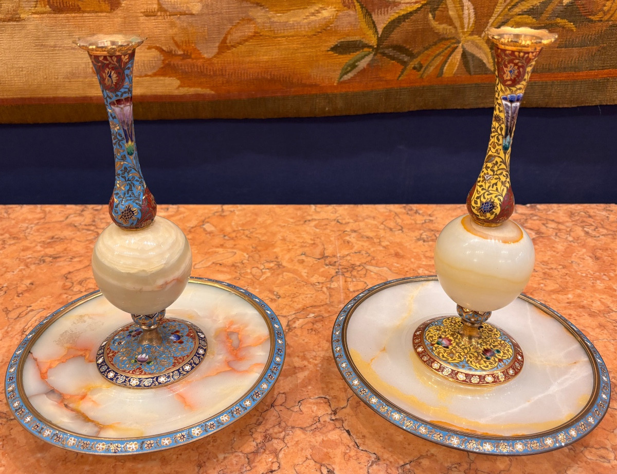 Paire de bougeoirs de table cloisonnés XIXe