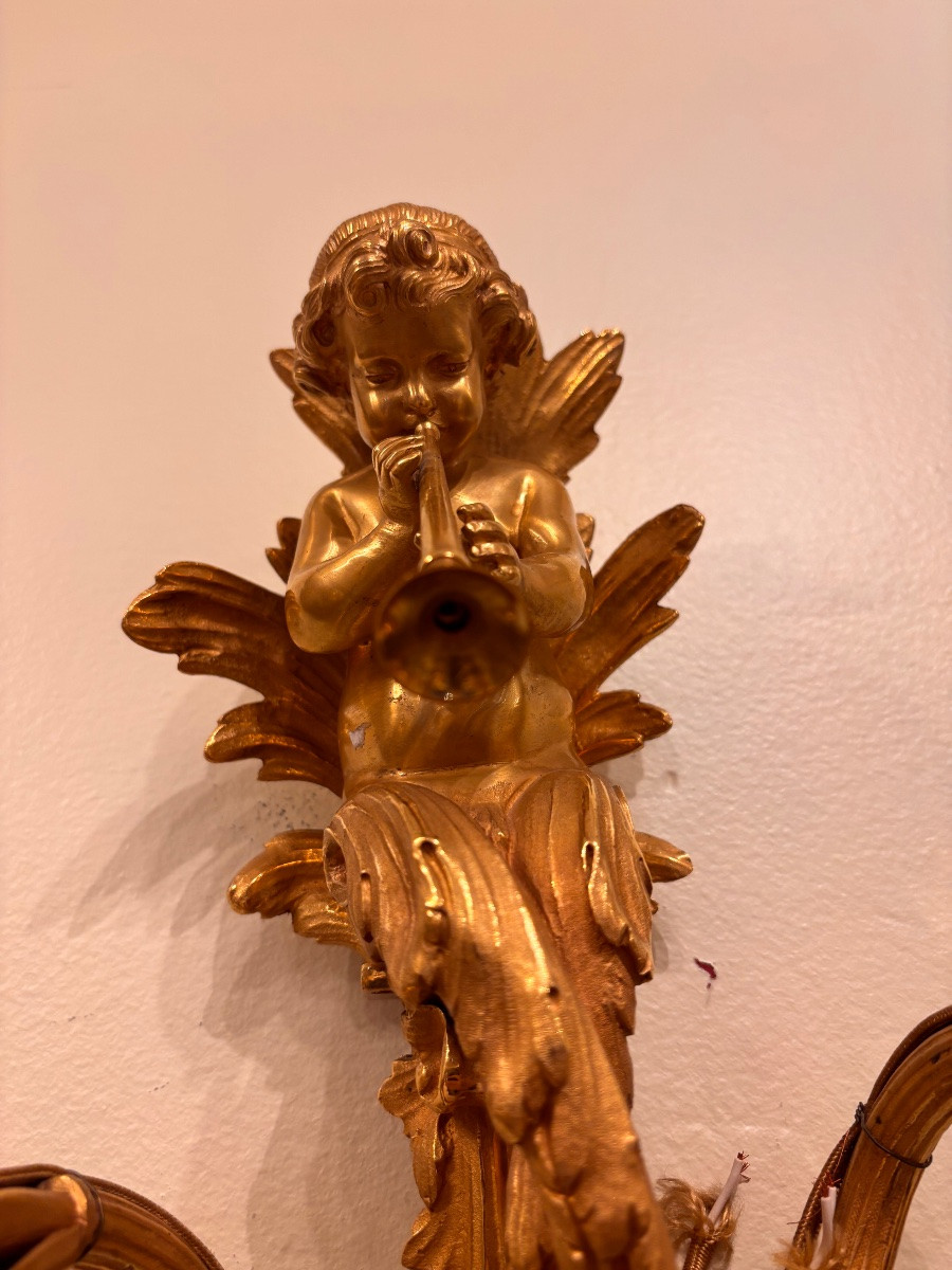 Paire d’appliques en bronze doré, angelots musiciens – XIXᵉ siècle-photo-1