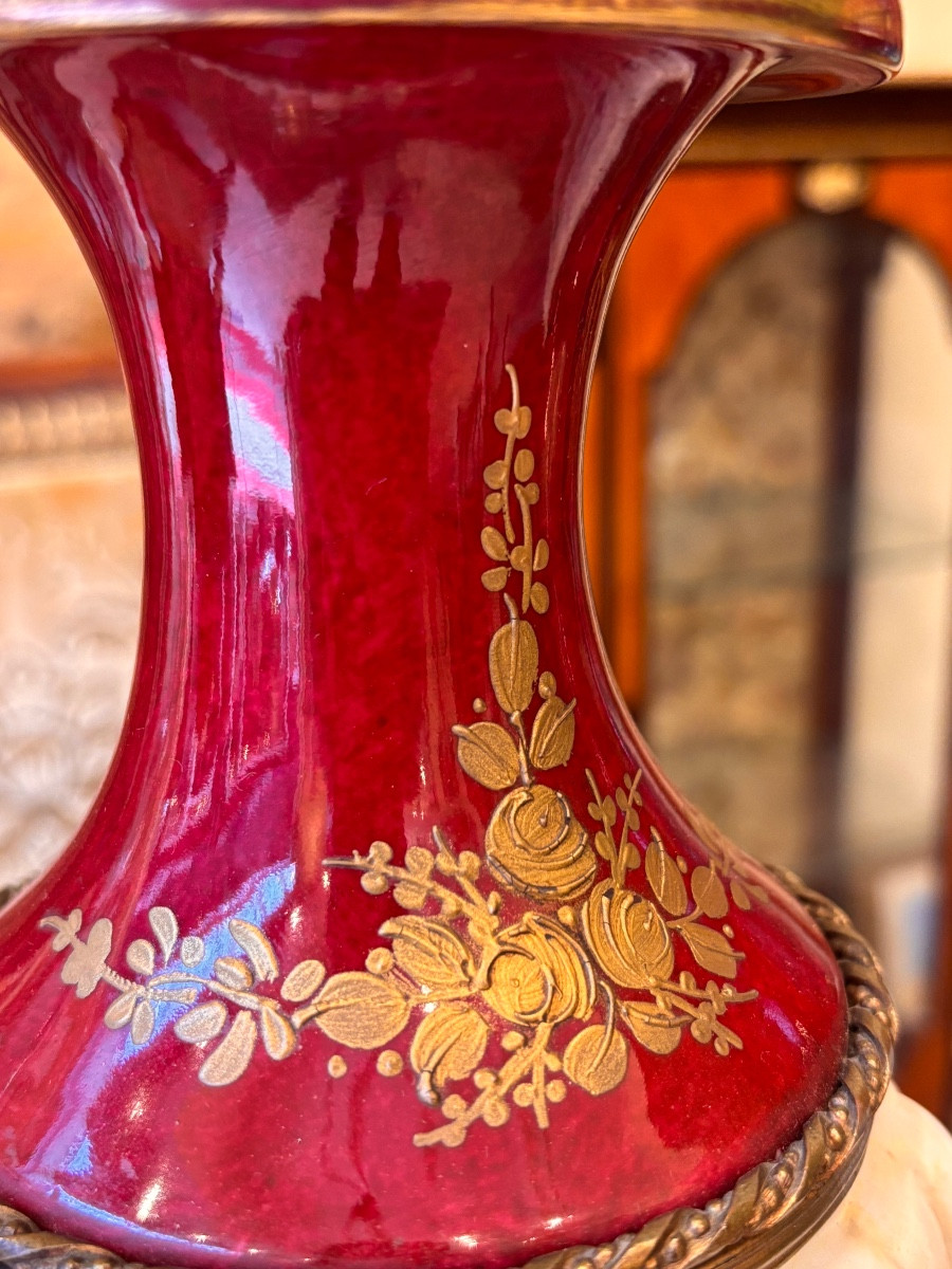 19th Century In The Sèvres Style Pair Of Covered Porcelain Vases, Gilt Bronze Mounting-photo-3