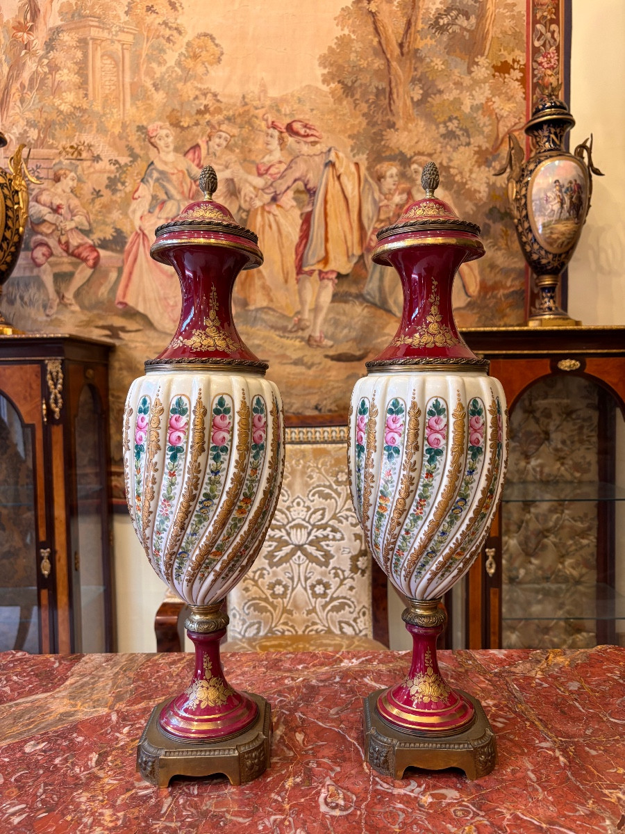 19th Century In The Sèvres Style Pair Of Covered Porcelain Vases, Gilt Bronze Mounting