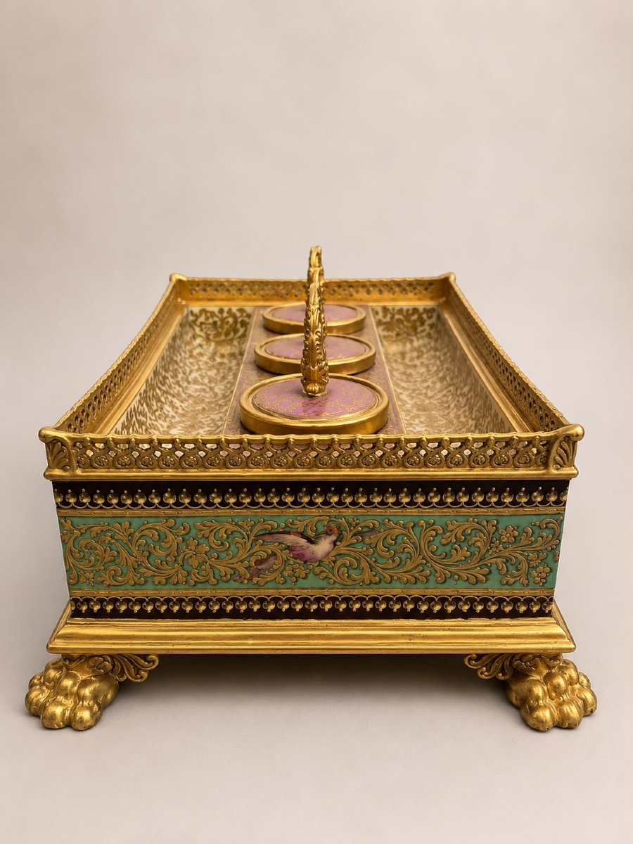  Encrier de bureau en porcelaine dans le goût de Sèvres , XIXe siècle -photo-4