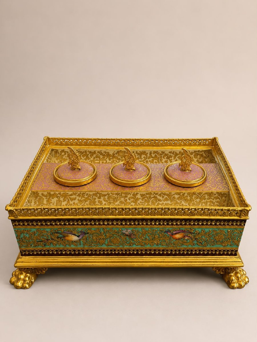  Encrier de bureau en porcelaine dans le goût de Sèvres , XIXe siècle -photo-1