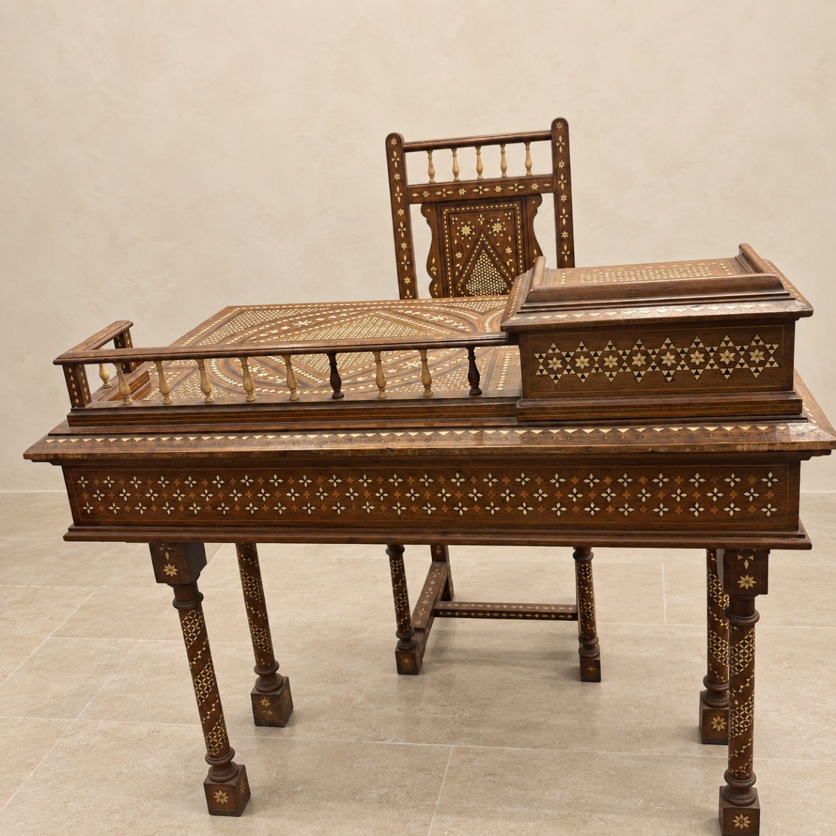 19th-century Indo-portuguese Inlaid Desk And Matching Chair-photo-2
