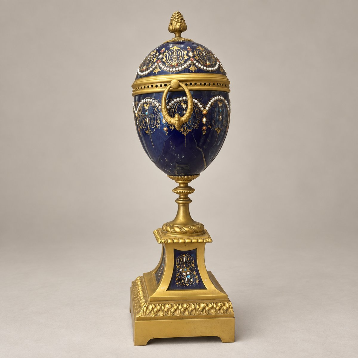 Pair Of Lidded Vases In Cobalt Blue And Gilded Bronze-photo-2