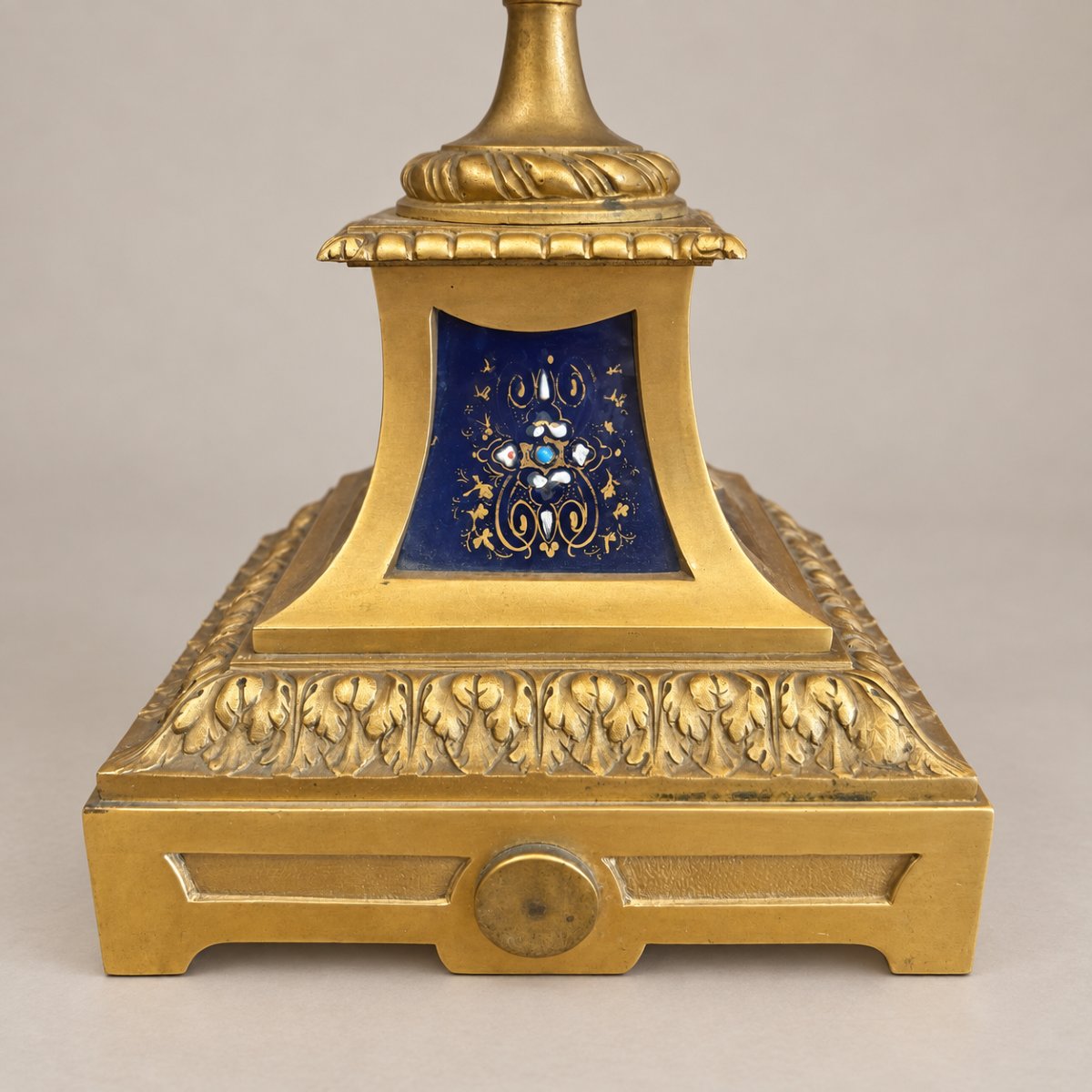 Pair Of Lidded Vases In Cobalt Blue And Gilded Bronze-photo-6