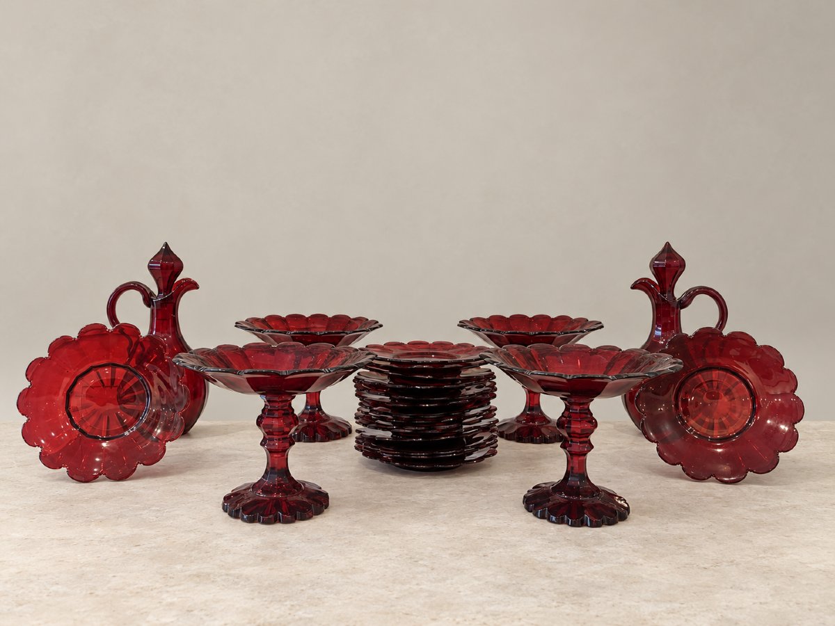 Important Ruby-colored Glass Dessert Service -photo-2