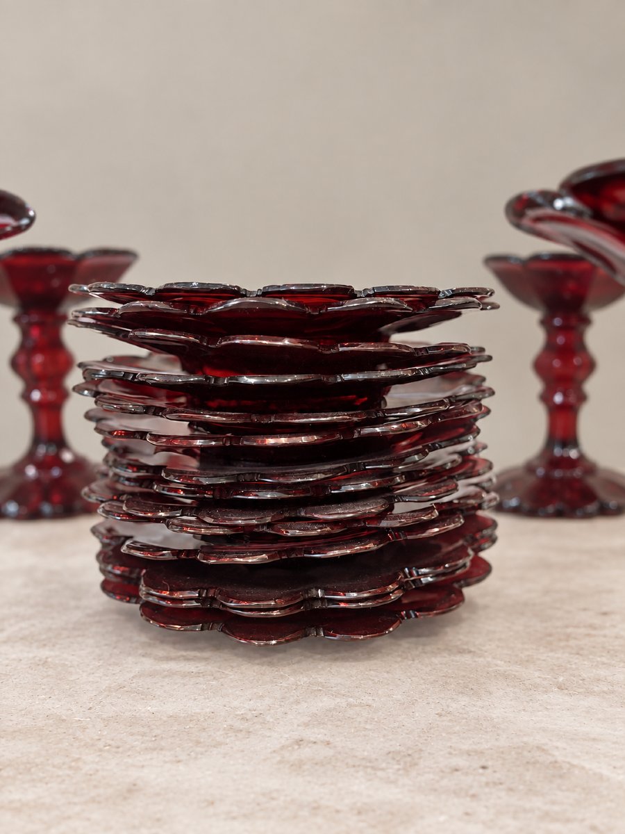 Important Ruby-colored Glass Dessert Service -photo-3