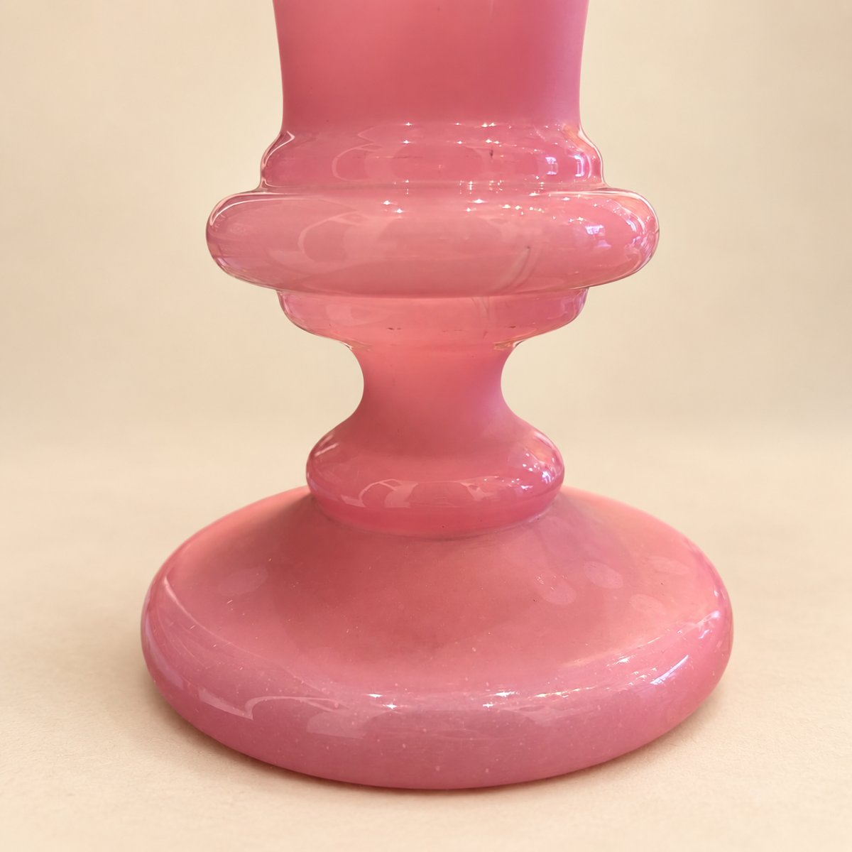 Pair Of Pink Opaline Cone-shaped Vases With Gold And Blue Decoration-photo-2