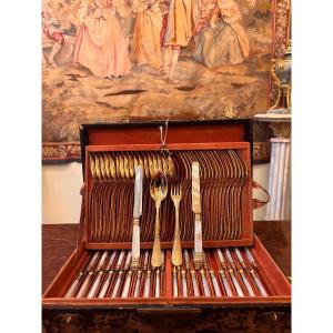 Couverts en argent doré, nacre, style Louis XVI