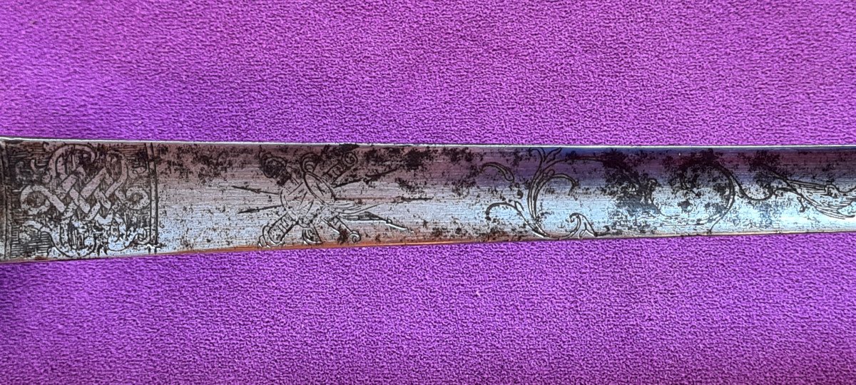 Epée à la Mousquetaire finement ciselée 2ème moitié du XVIIIème-photo-7