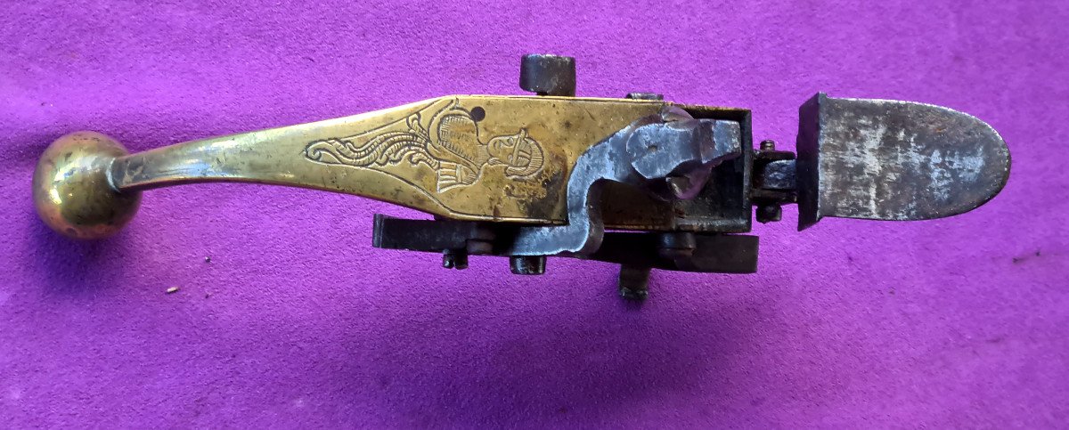 Rare Briquet De Table Métallique Fin 17ème-photo-1