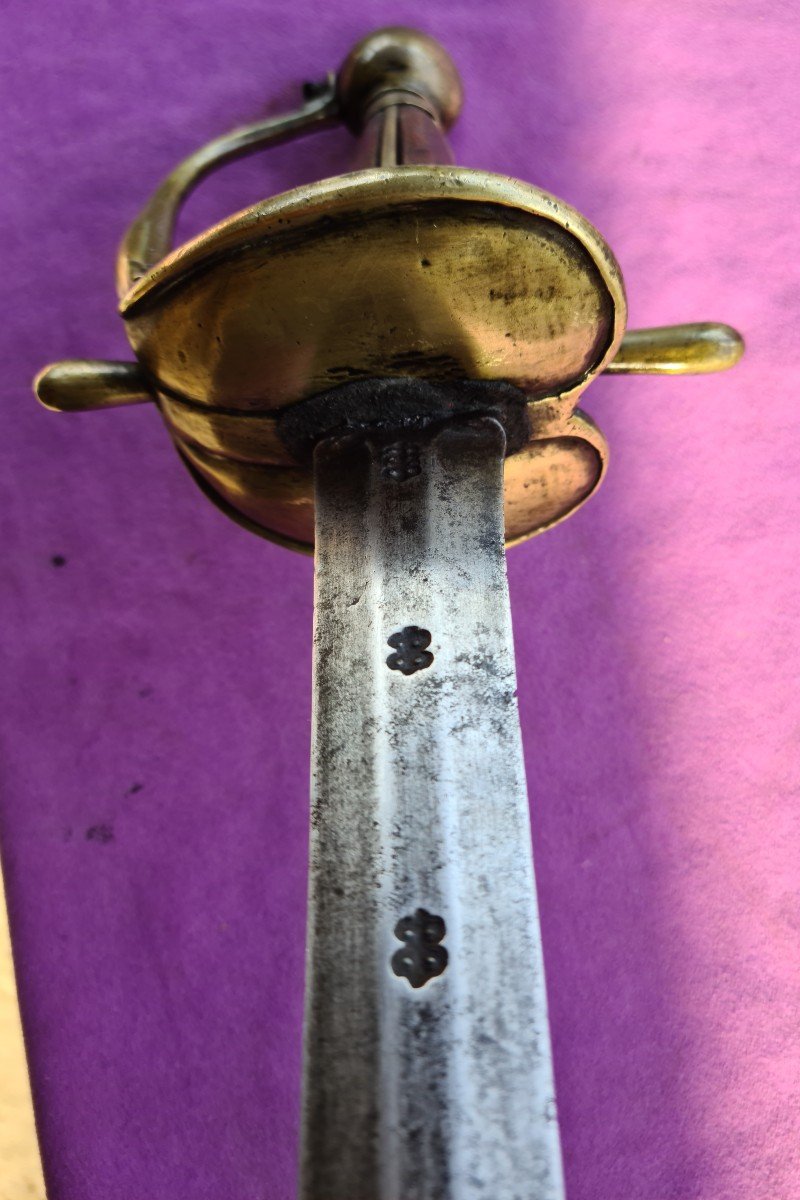 Forte épée d'Officier à la Suédoise, Sur le Modèle 1734. France 18ème-photo-3
